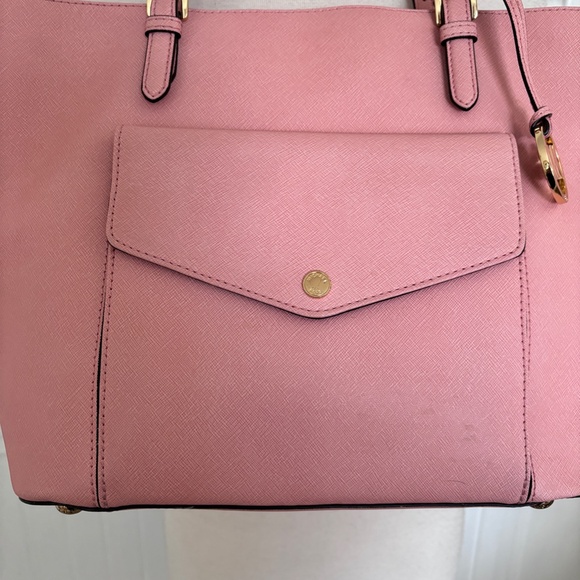 Michael Kors Jetset Multifunction Pocket Leather Tote in Pink - Picture 3 of 11
